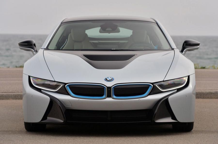  BMW i8 2014 года  (фото 164 из 180)